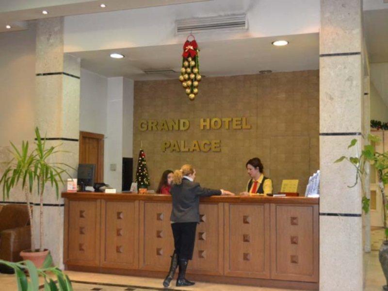 Grand Palace Hotel Korça Kültér fotó