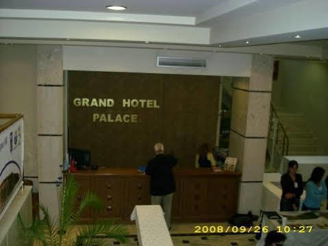 Grand Palace Hotel Korça Kültér fotó